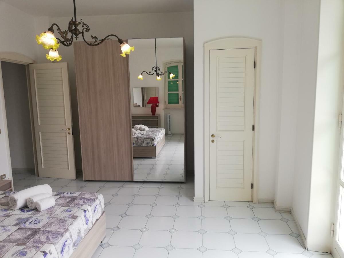 בארי Villa Parisi מראה חיצוני תמונה